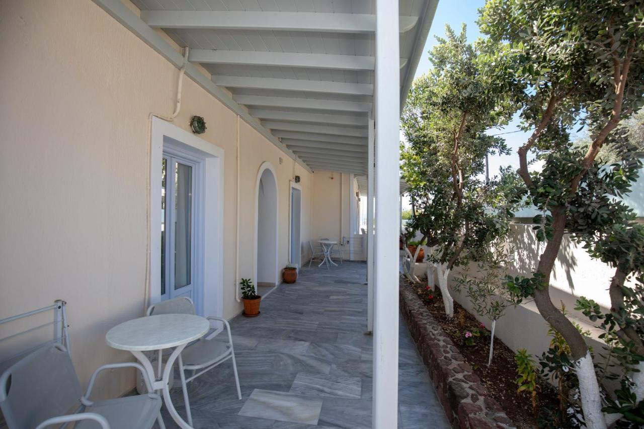 Erato Apartments Fira  Exterior photo