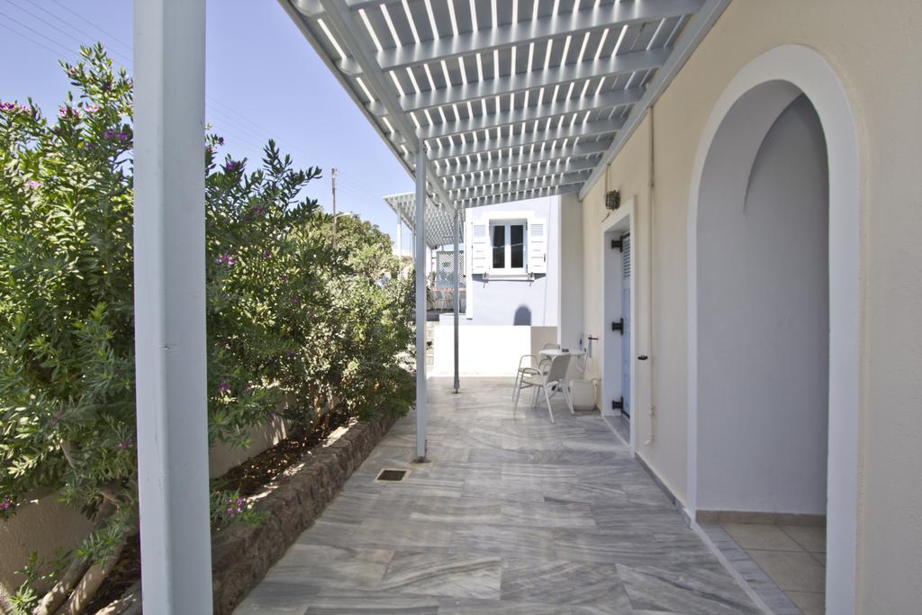 Erato Apartments Fira  Exterior photo